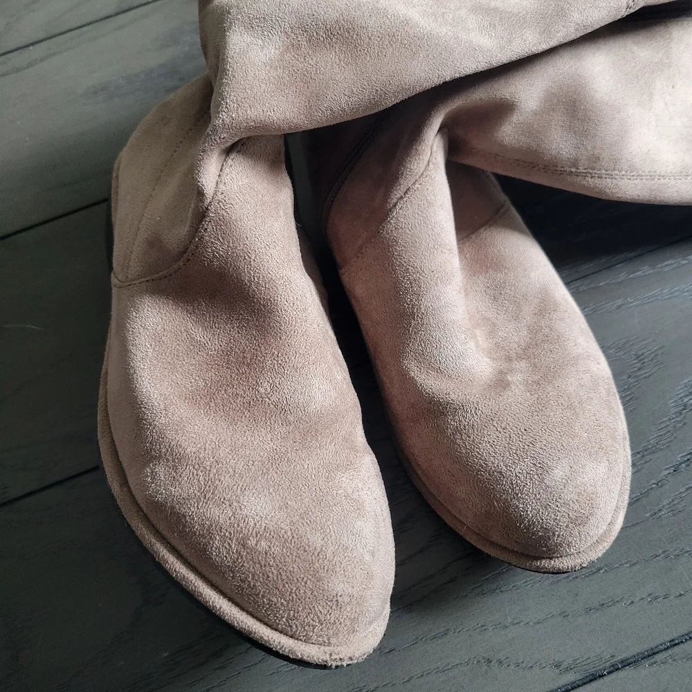 Stuart Weitzman stuart weitzman